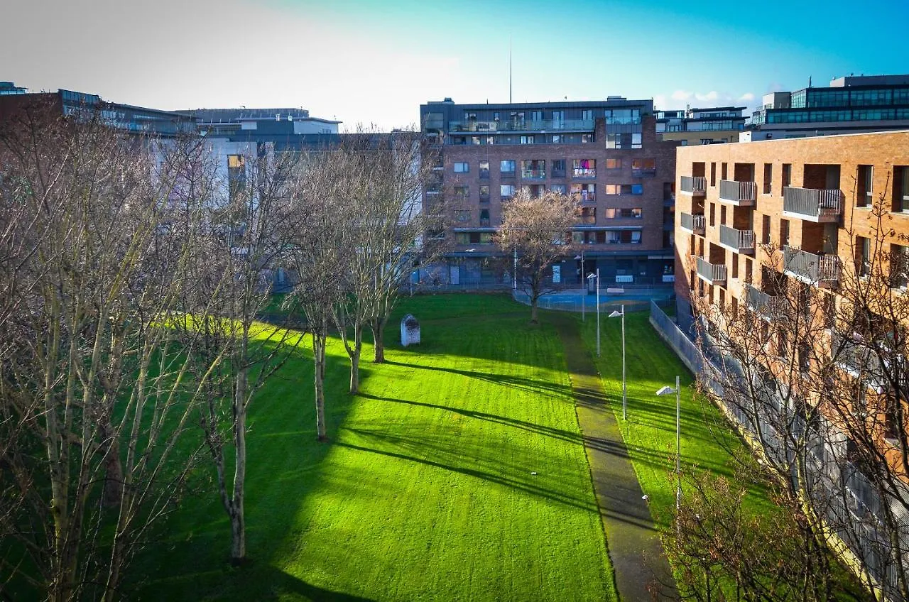 Temple House - Steelworks Hotel Dublin Apartment